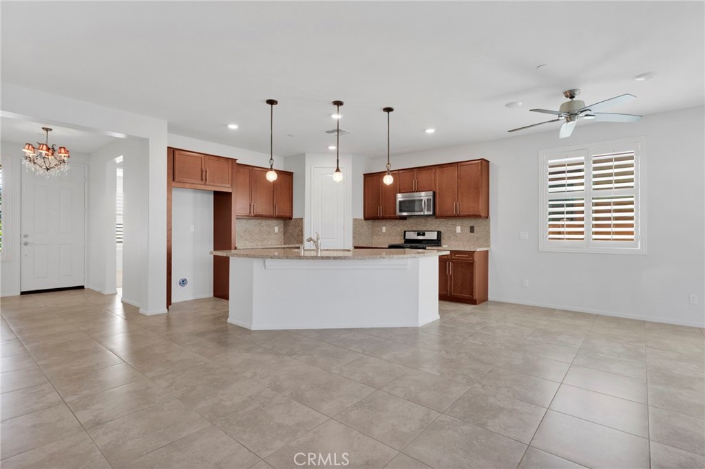11351 Camden Street Property Photo 8