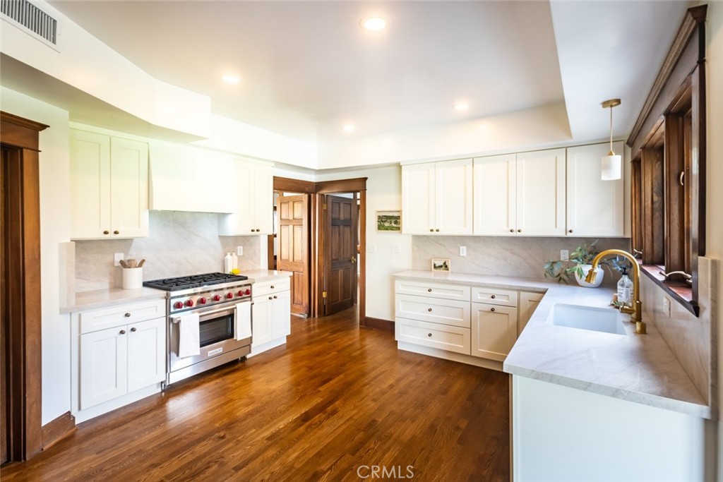 1825 S Diamond Avenue Property Photo 6