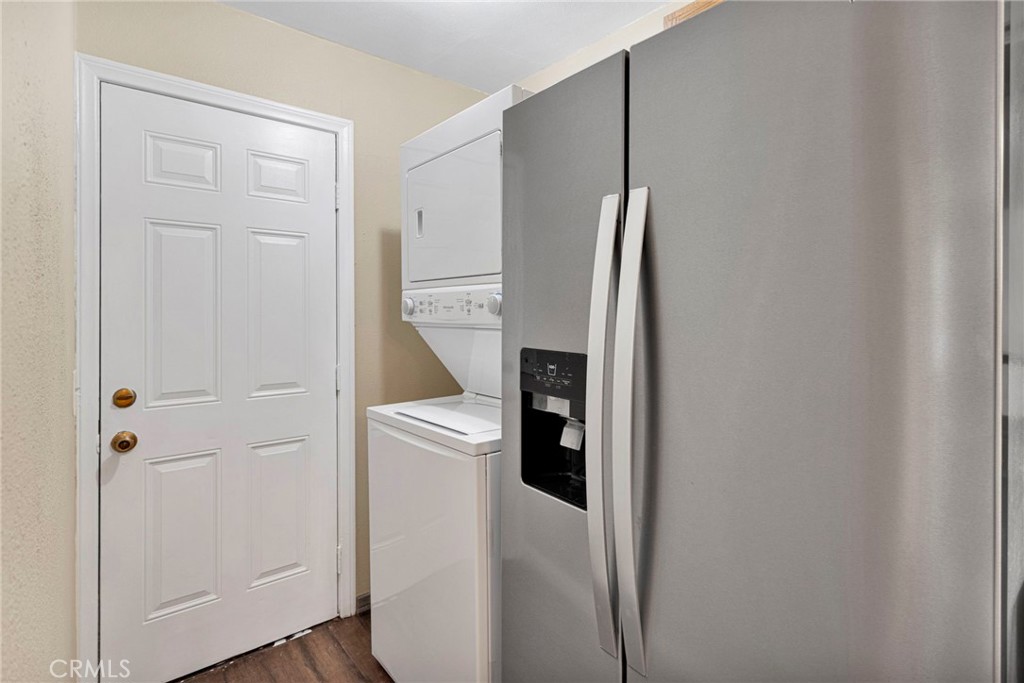 1038 Robin Ln. Property Photo 16