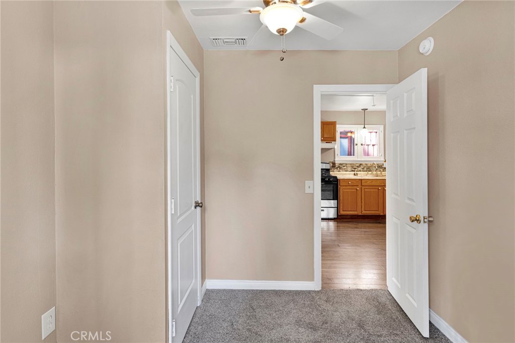 1038 Robin Ln. Property Photo 21