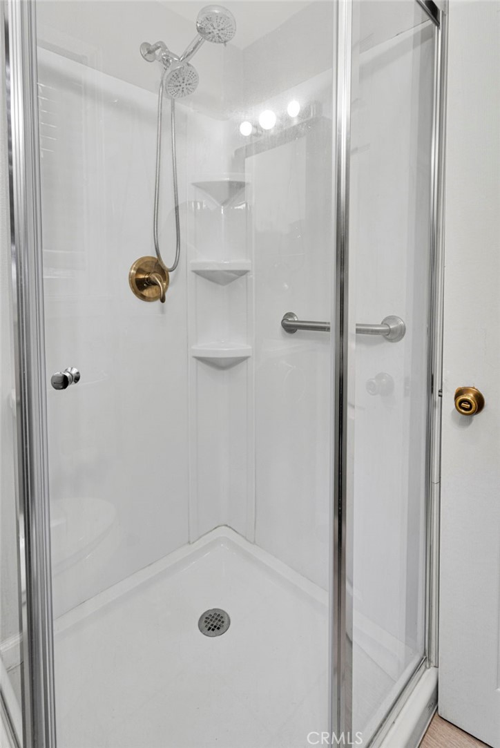 1038 Robin Ln. Property Photo 24