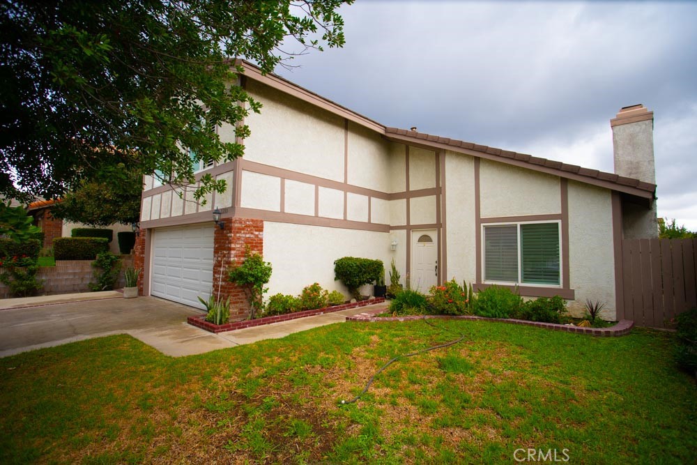 2280 Ash Property Photo 1
