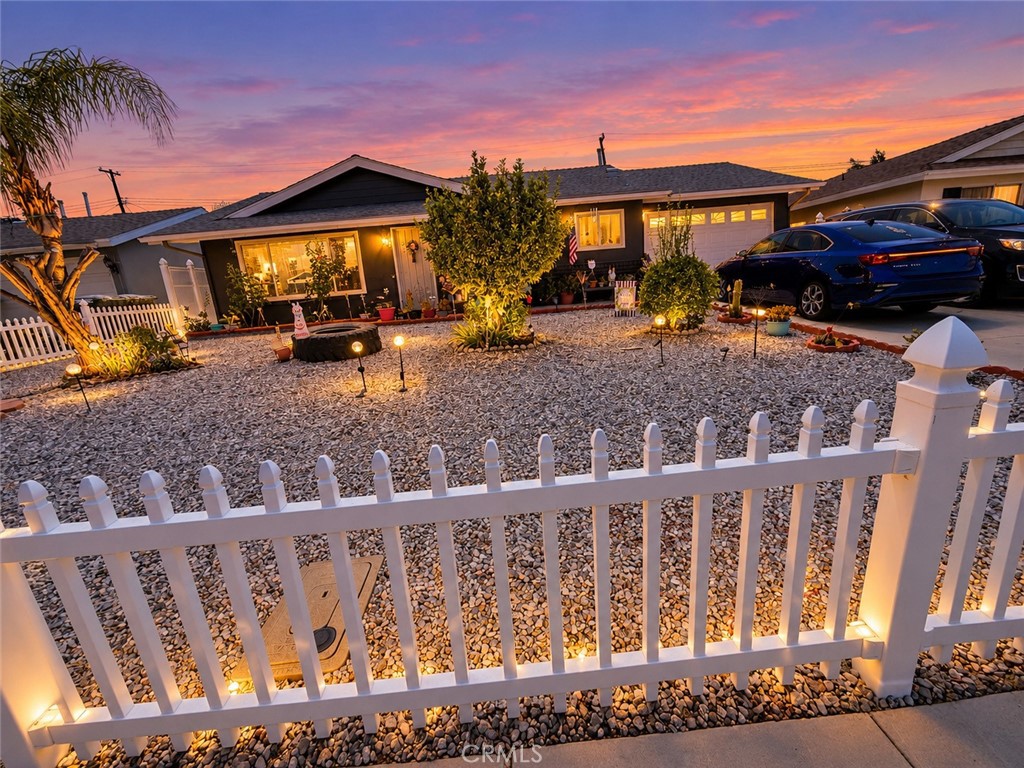 395 Jade Property Photo 1