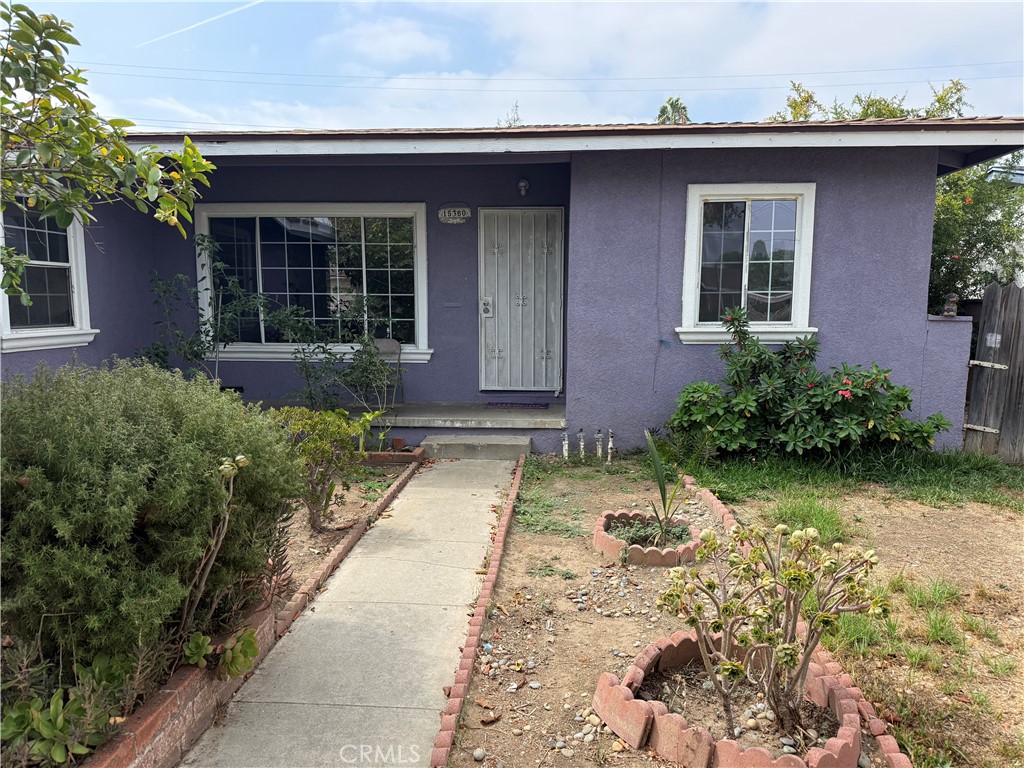15360 Moccasin Property Photo 1