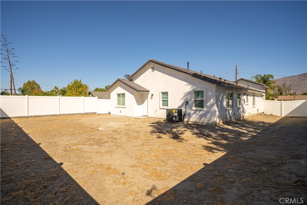 336 E Mead Property Photo 35