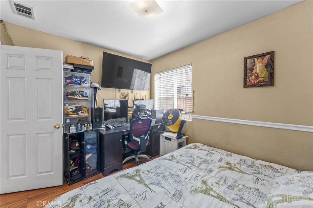 14394 Hillcrest Property Photo 18
