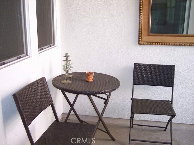 732 W 1st Street Property Photo 21