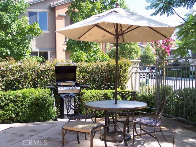 732 W 1st Street Property Photo 31