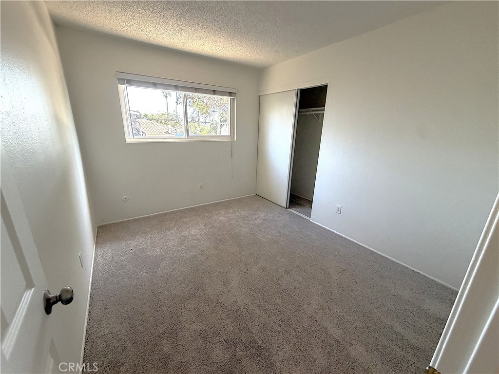 3940 Ocean View Boulevard Property Photo 7