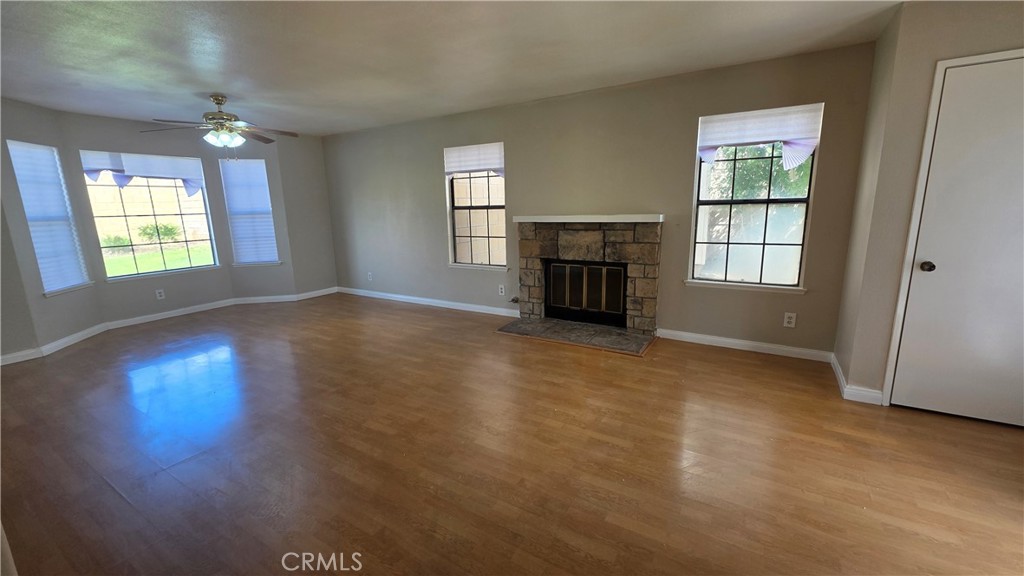 7492 Plymouth Property Photo 4