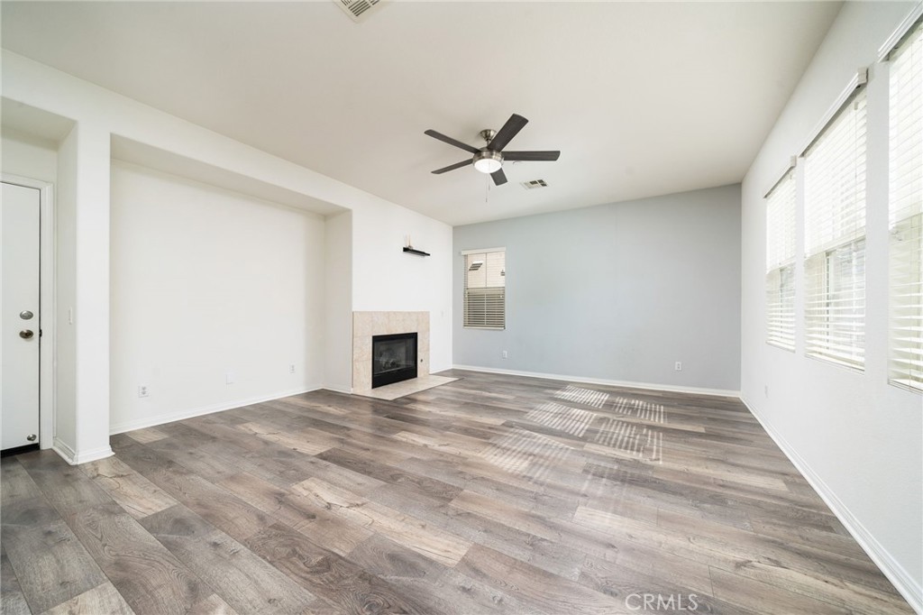 4588 Vincent Way Property Photo 9