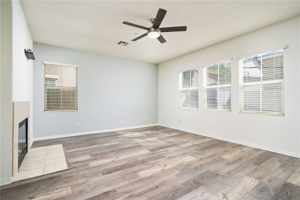 4588 Vincent Way Property Photo 10