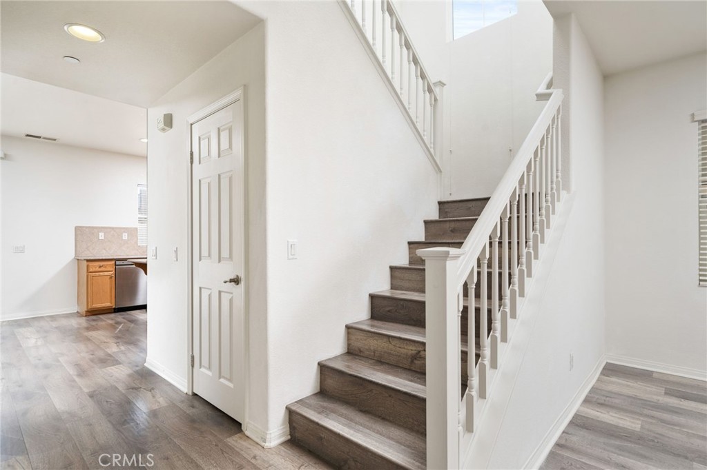 4588 Vincent Way Property Photo 18