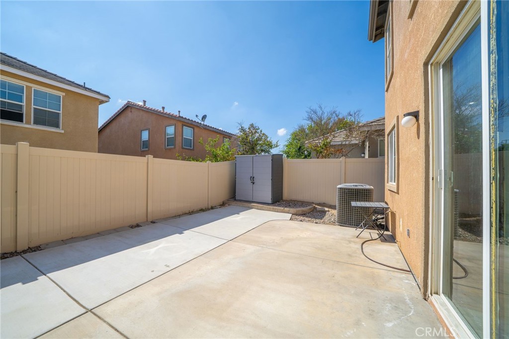 4588 Vincent Way Property Photo 35