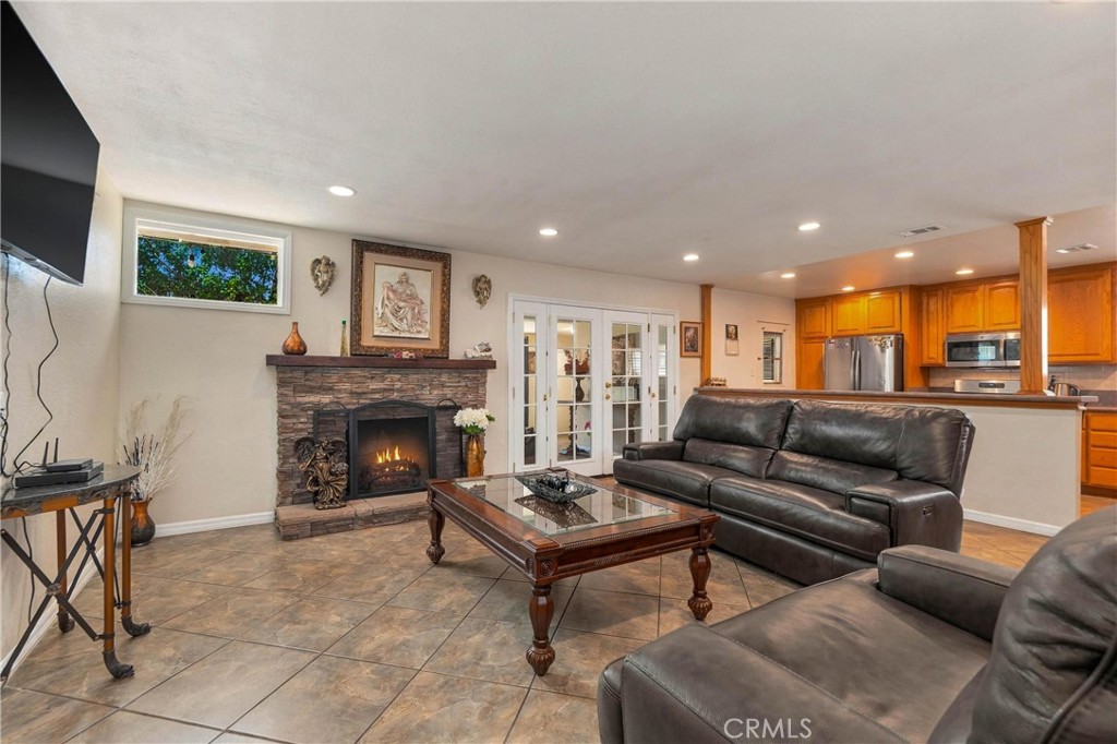 14933 Merrill Avenue Property Photo 7
