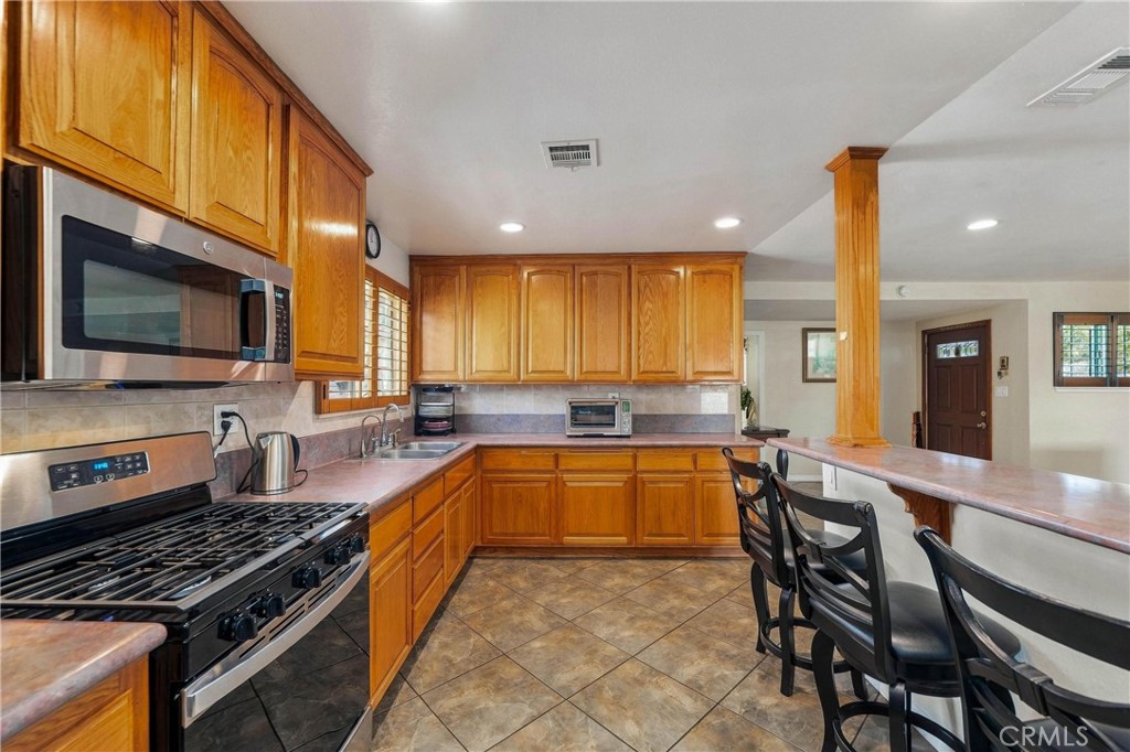 14933 Merrill Avenue Property Photo 18