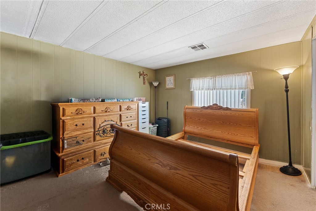 1025 S Riverside Avenue 121 Property Photo 11