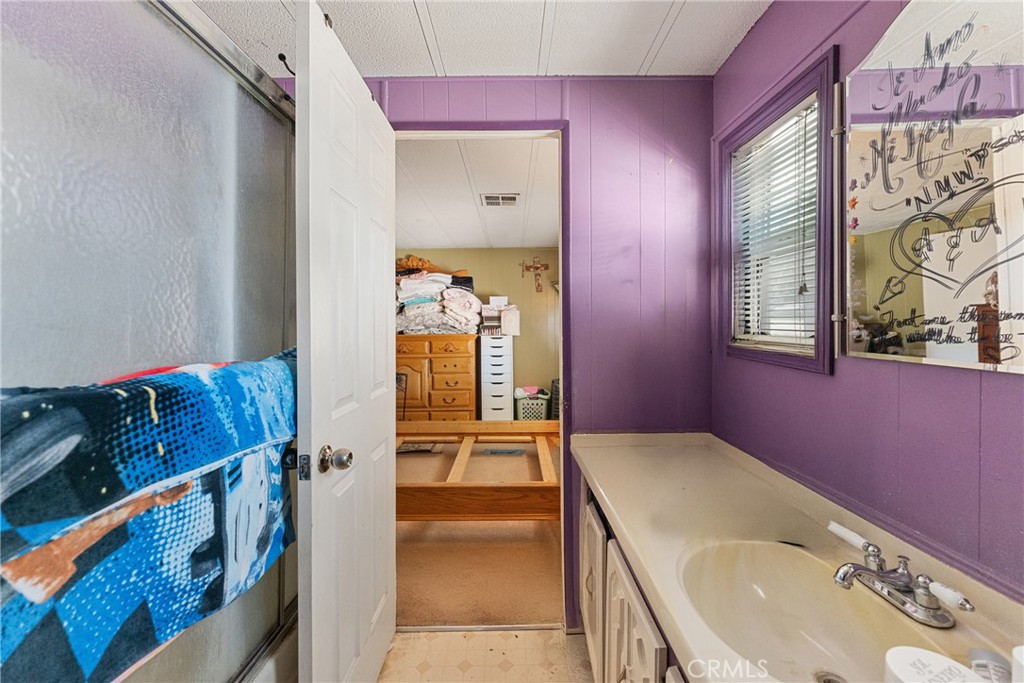 1025 S Riverside Avenue 121 Property Photo 14