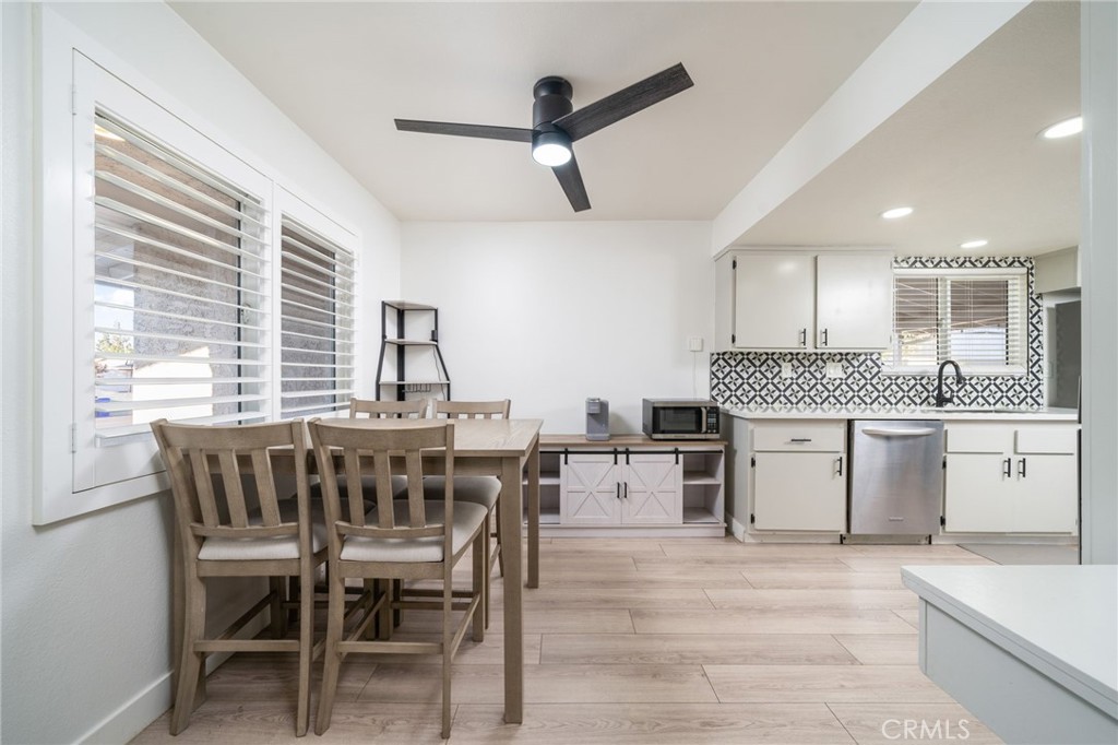 9785 Estacia Court Property Photo 12