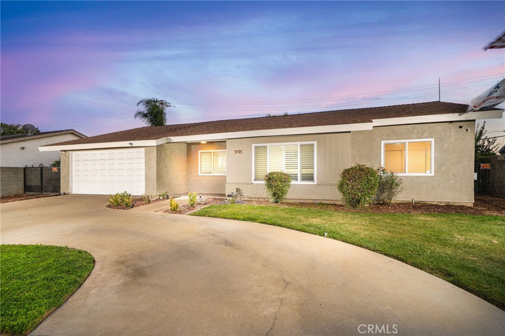 9785 Estacia Court Property Photo 31