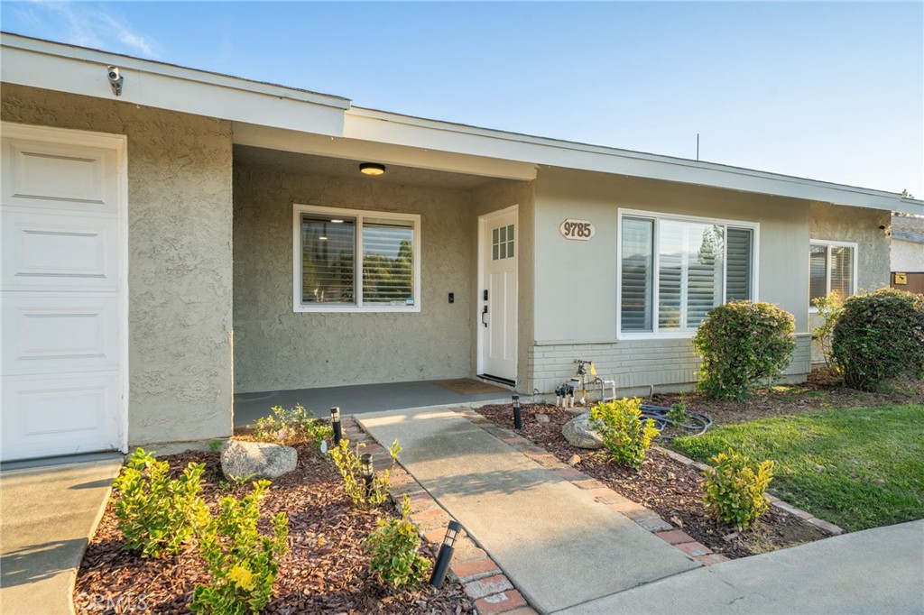 9785 Estacia Court Property Photo 35
