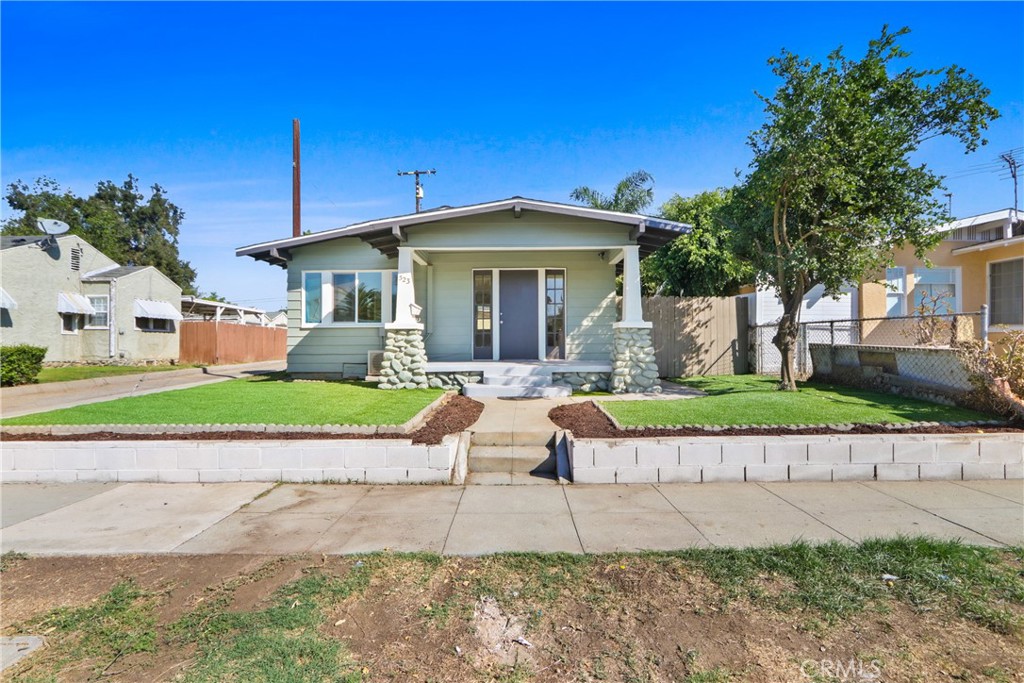 523 Randolph Street Property Photo 2