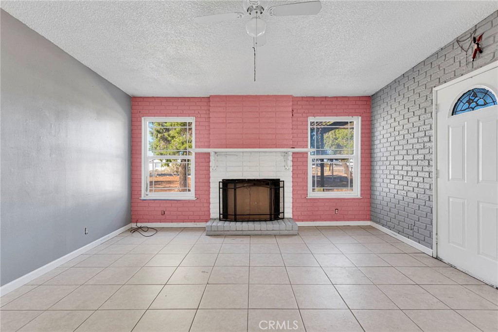 17047 Eucalyptus Street Property Photo 9