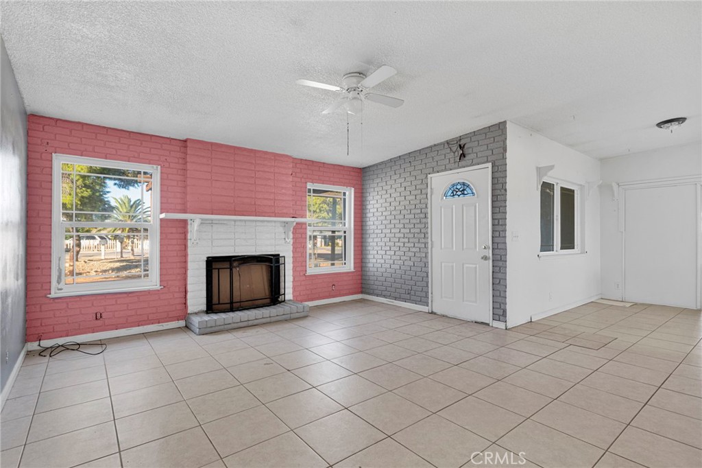 17047 Eucalyptus Street Property Photo 10