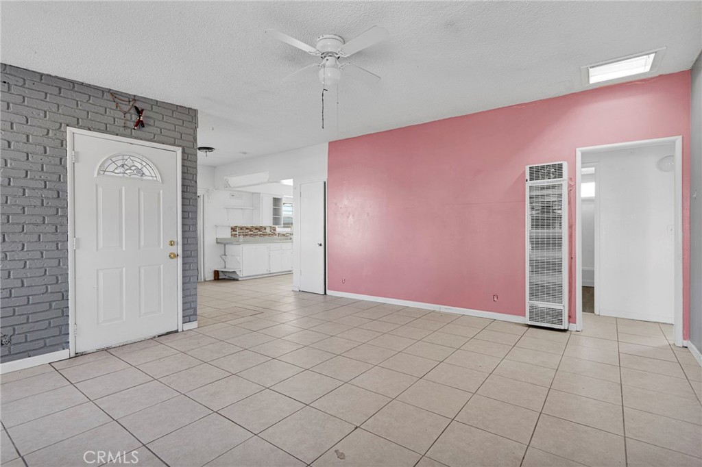 17047 Eucalyptus Street Property Photo 11