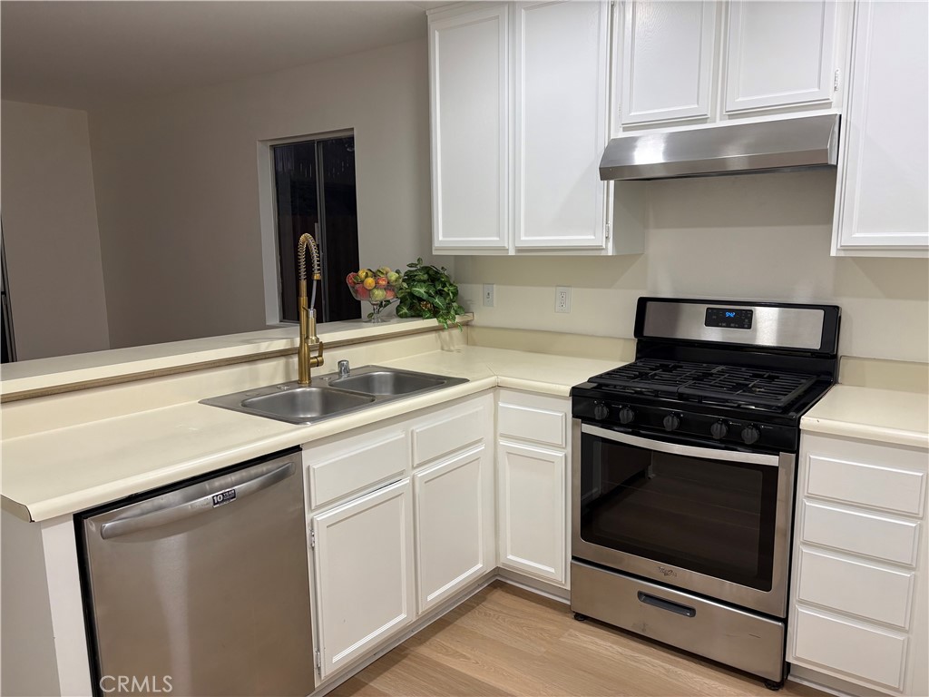 310 Sun Rose Street Property Photo 8