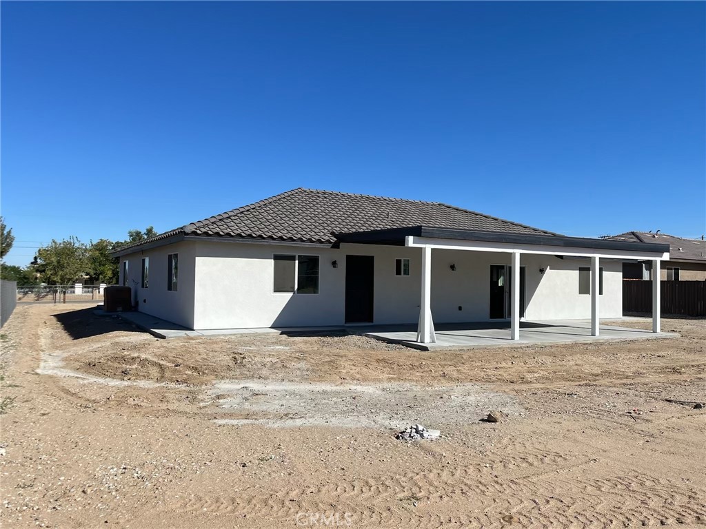 10674 Victor Avenue Property Photo 4