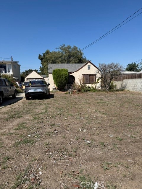 3529 Broadway St Property Photo 2