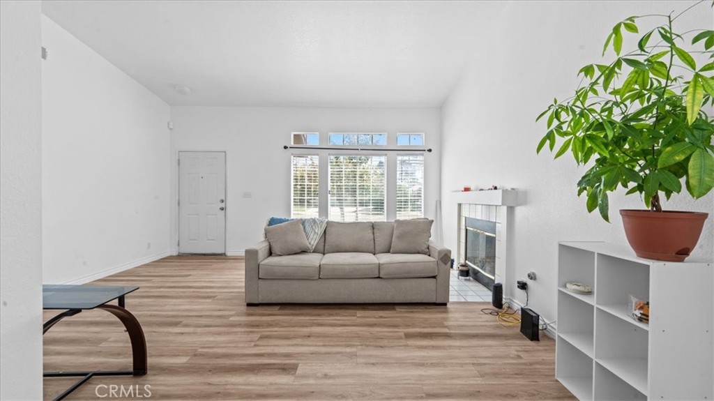 2113 Lightcap Property Photo 4
