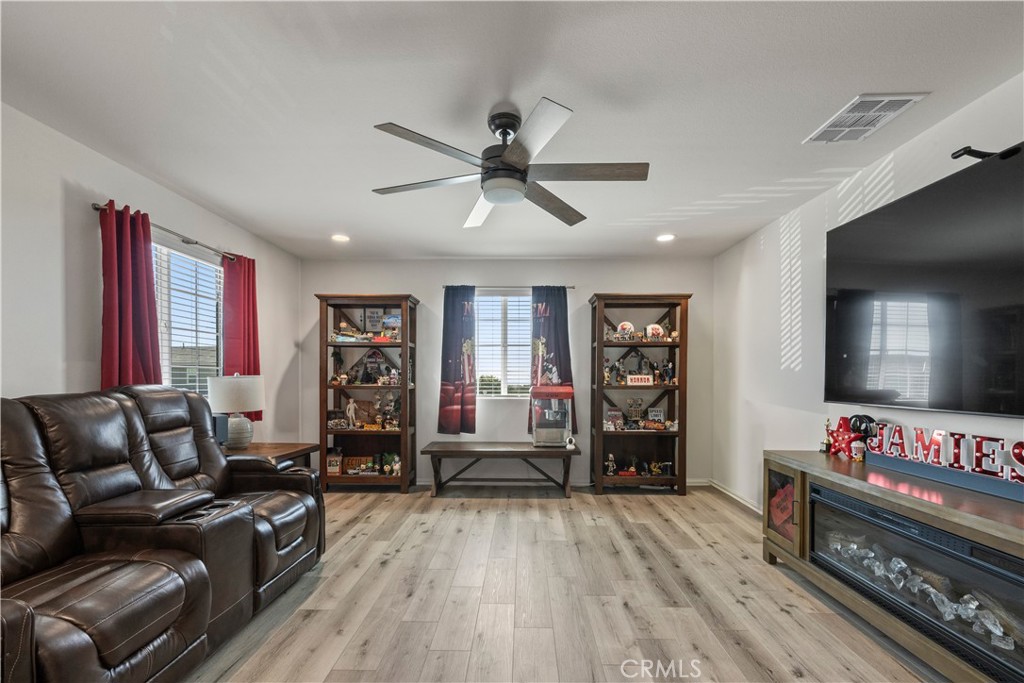 16986 Red Tail Lane Property Photo 19