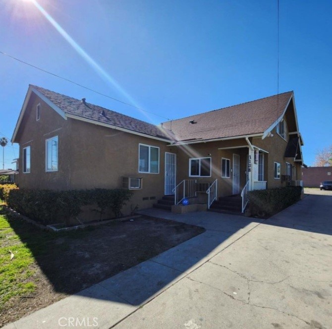 1138 N D Street Property Photo 1