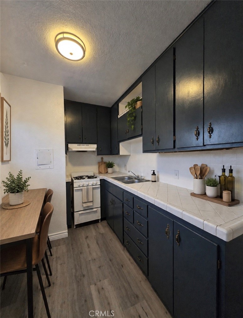1138 N D Street Property Photo 8