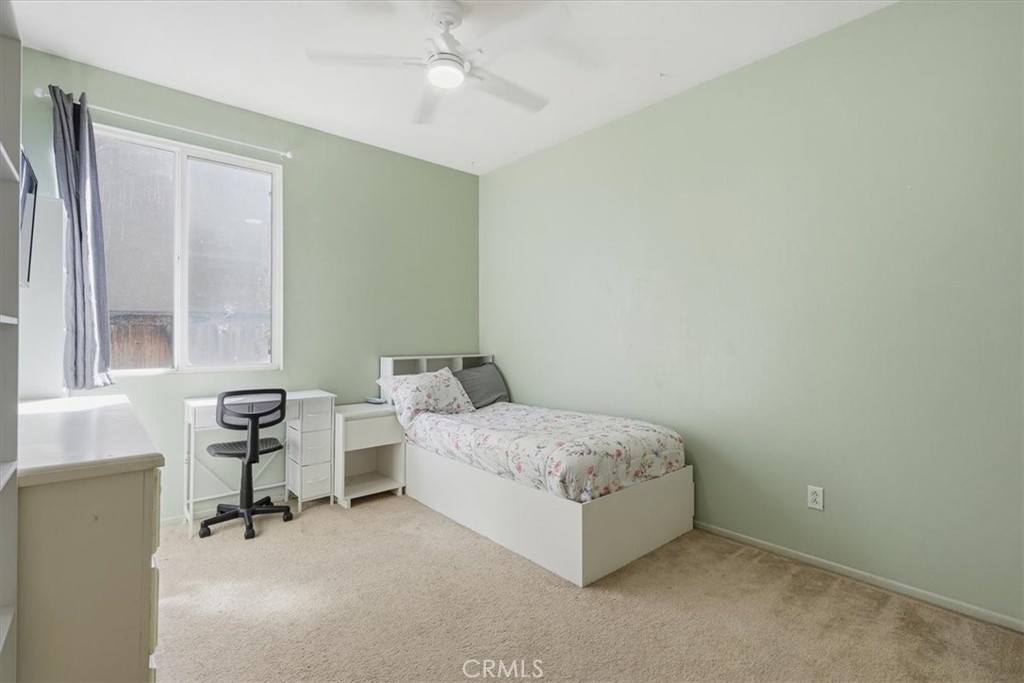 12921 Newport Property Photo 12