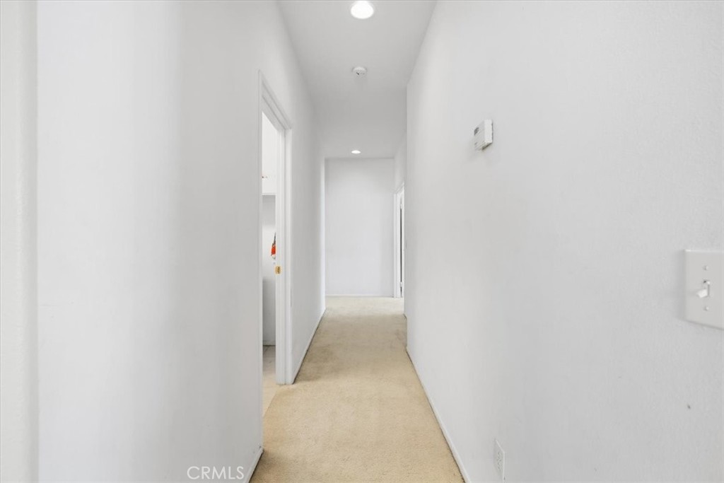 12921 Newport Property Photo 15