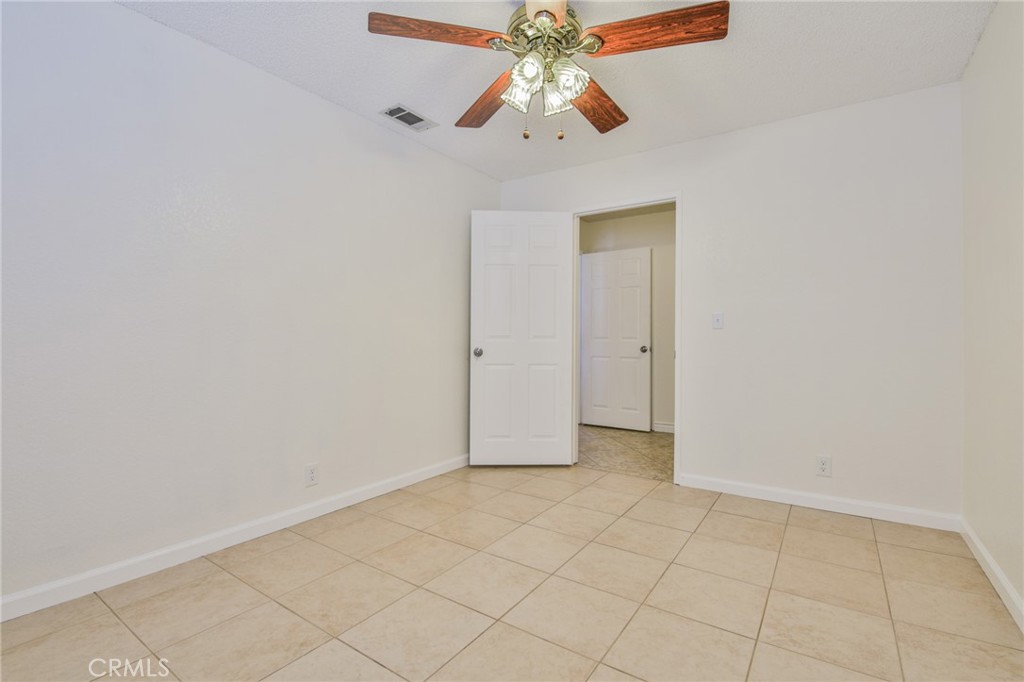 479 W Carter Property Photo 22
