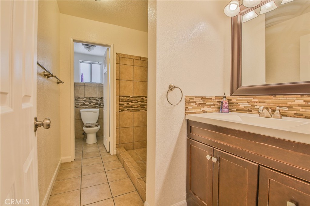 479 W Carter Property Photo 33