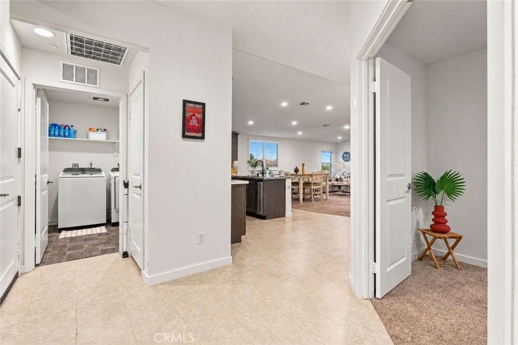 1568 Sunswept Property Photo 5