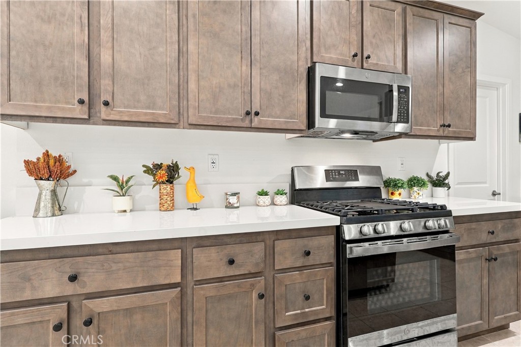 1568 Sunswept Property Photo 8