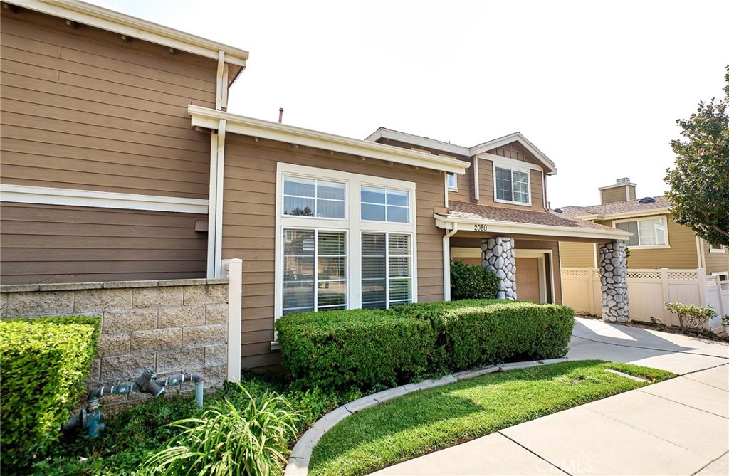 2080 New Haven Property Photo 3