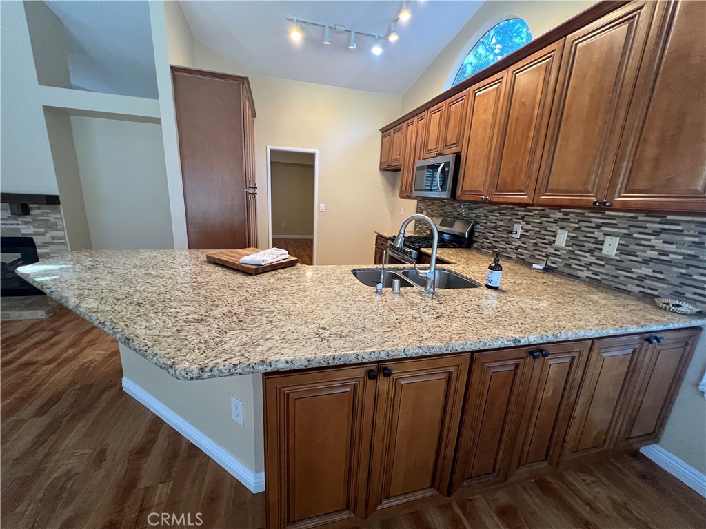 2664 La Morada Property Photo 4