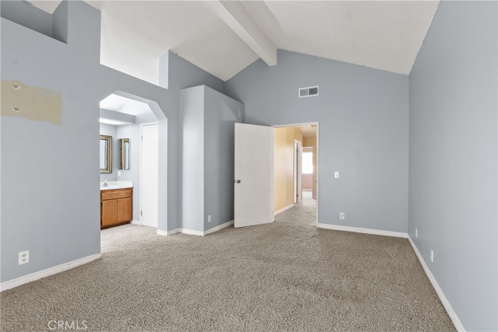 7043 Sterling Court Property Photo 14