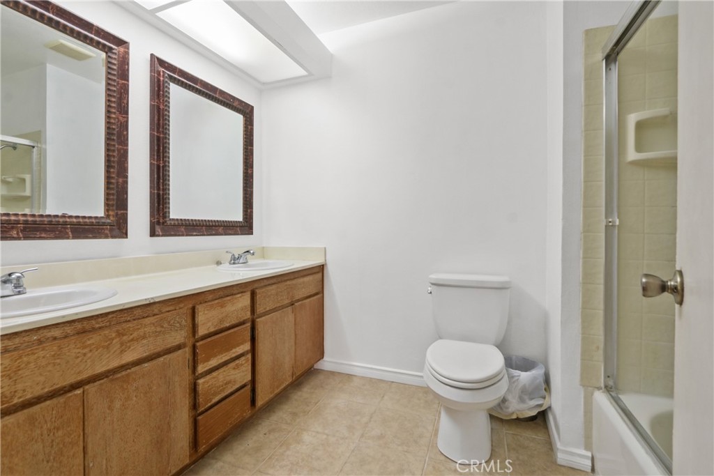 7043 Sterling Court Property Photo 20