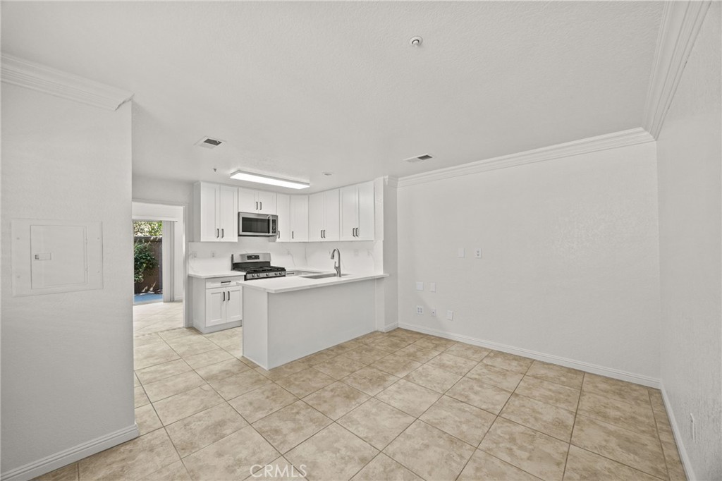 11229 Terra Vista W D Property Photo 10