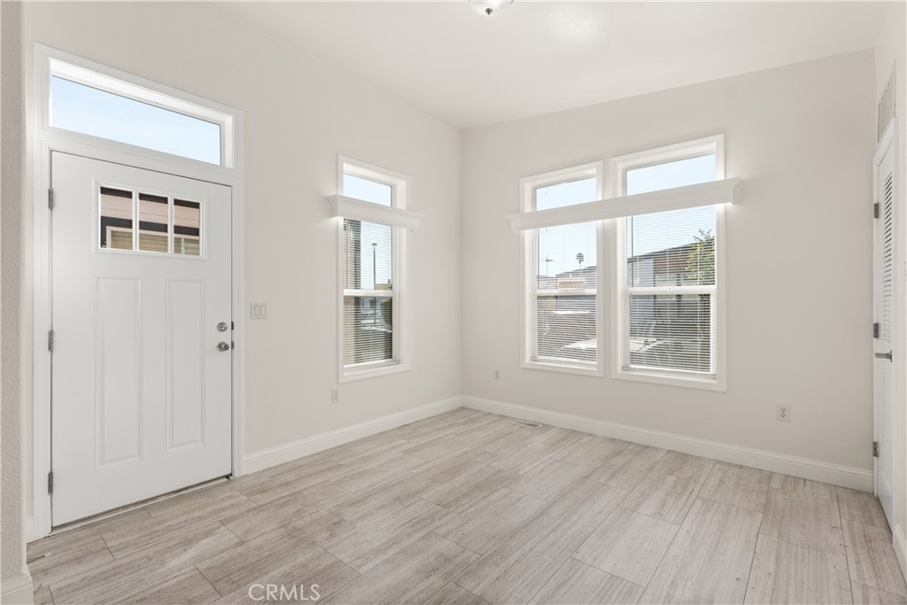 8250 Lankershim Boulevard Space 185 Property Photo 5