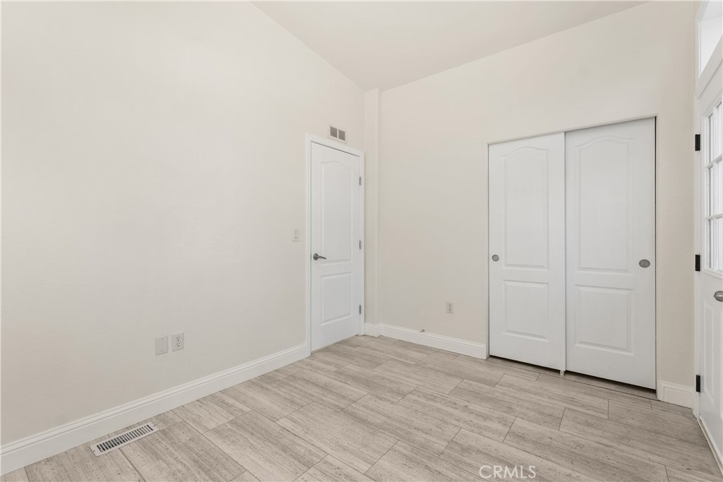 8250 Lankershim Boulevard Space 185 Property Photo 7