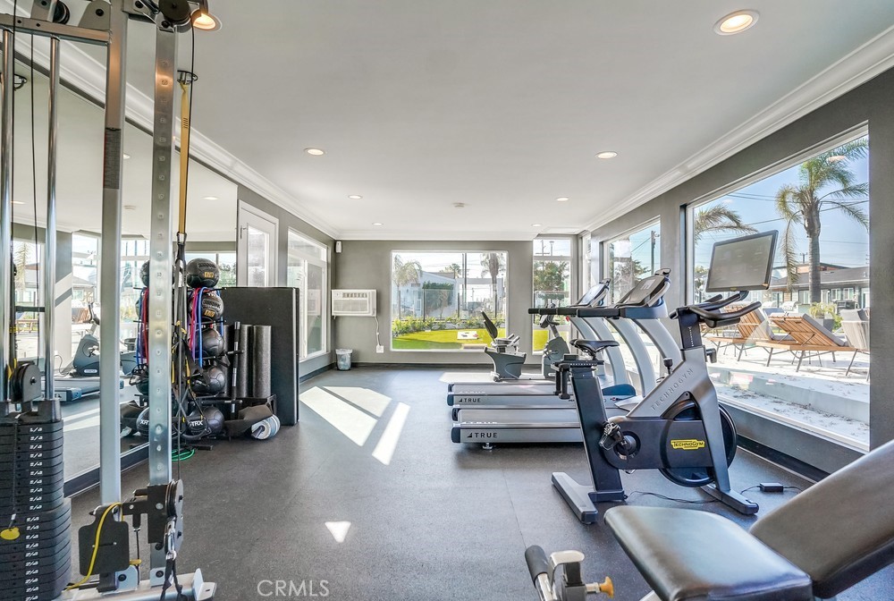 8250 Lankershim Boulevard Space 185 Property Photo 19